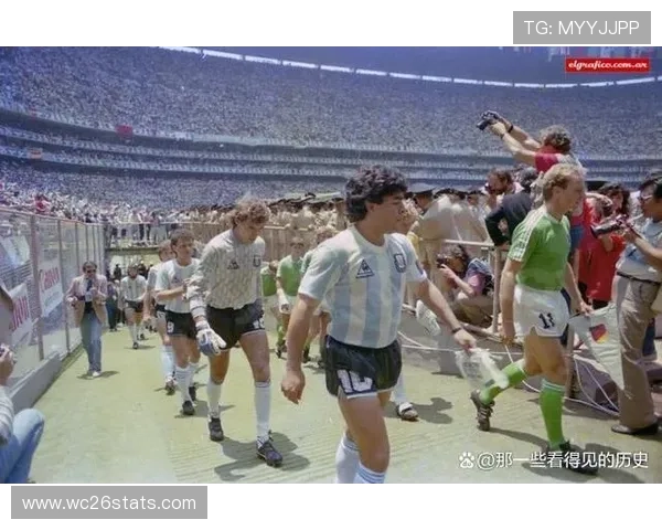 10年世界杯决赛冠军归属与比赛亮点全面解析 10年世界杯决赛冠军归属与比赛亮点全面解析