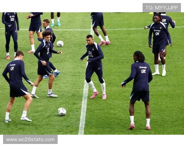 世界杯每几年举行一次对各国足球队备战策略的影响分析