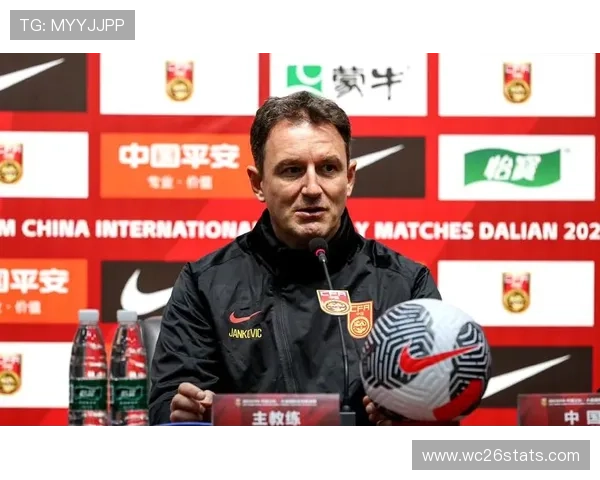 国足基本无缘2026世界杯对中国足球教练员培训体系的影响与优化建议